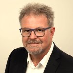 Baudirektor
Uwe Zeuschel Baudirektor
Uwe Zeuschel